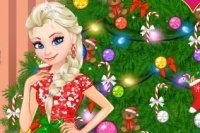 Elsa decora l’albero di Natale Elsa decora l’albero di Natale